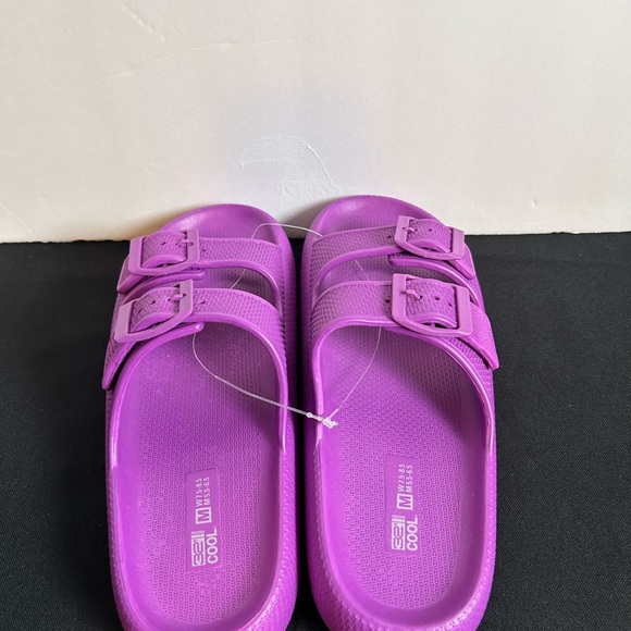 32 degrees- ladies M two band strap sandals plum colored NWOT - Picture 5 of 12